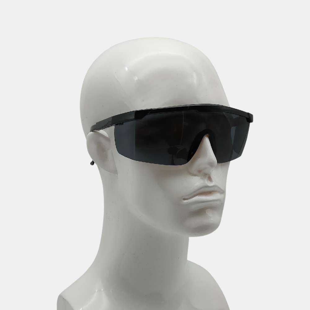 glasses-mannequin-4